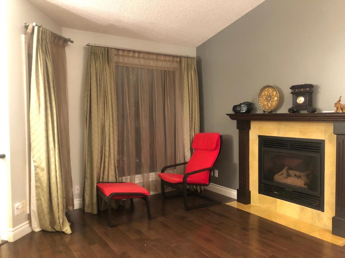 Citadel Cozy Quilt Private Bedroom YYC المظهر الخارجي الصورة